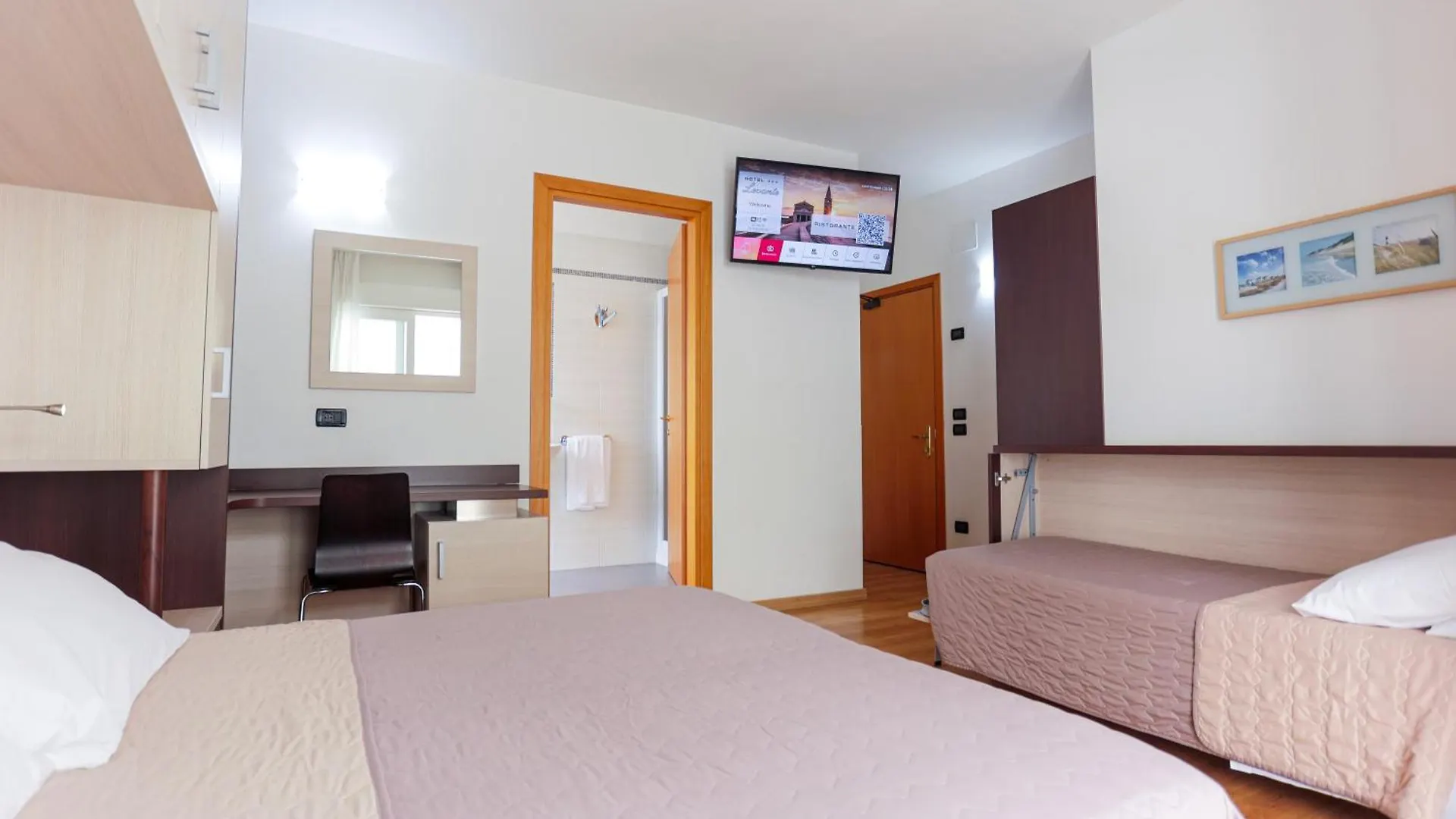 Hotel Levante Caorle 3*,  Italy