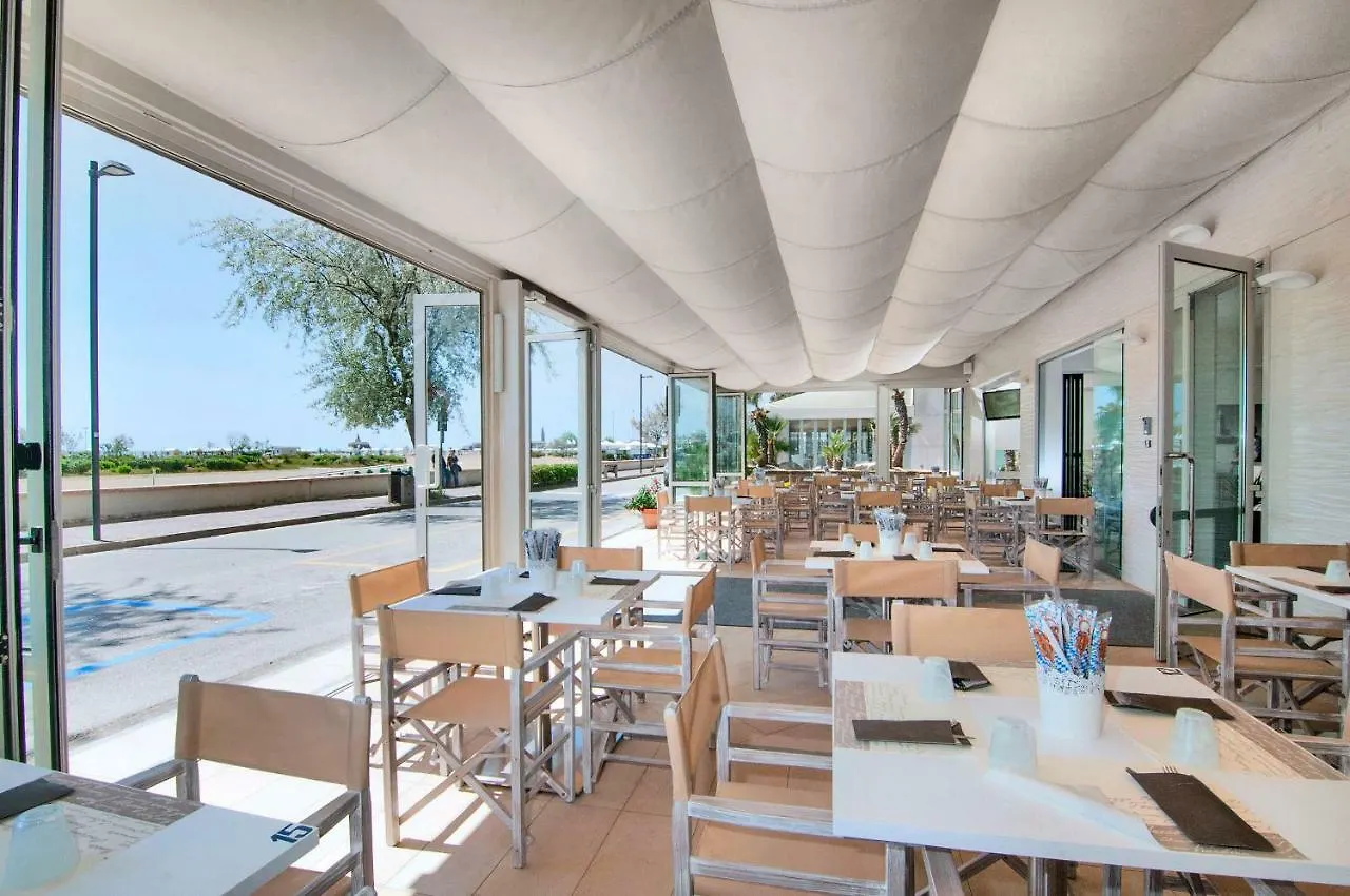 Hotel Levante Caorle 3*,  Italy